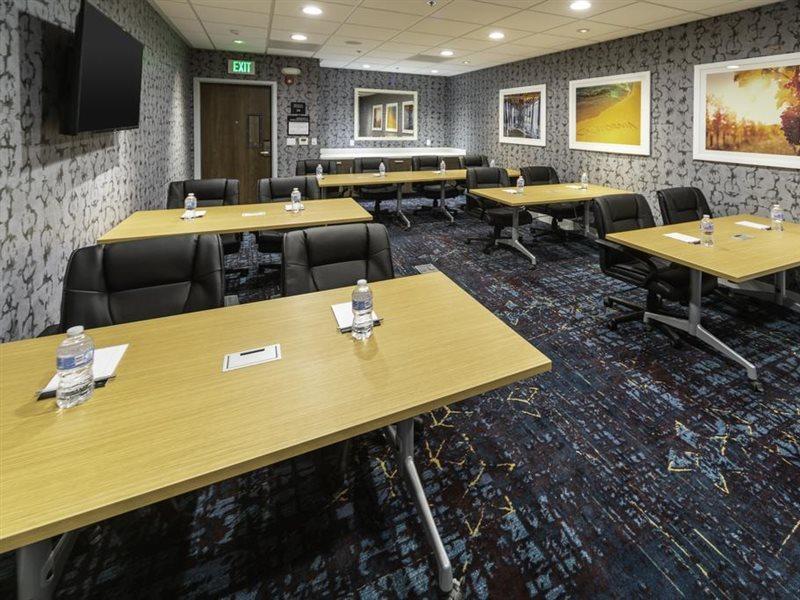 Hampton Inn & Suites Santa Maria Esterno foto