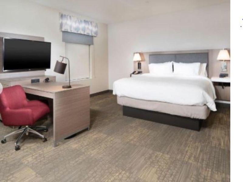 Hampton Inn & Suites Santa Maria Esterno foto