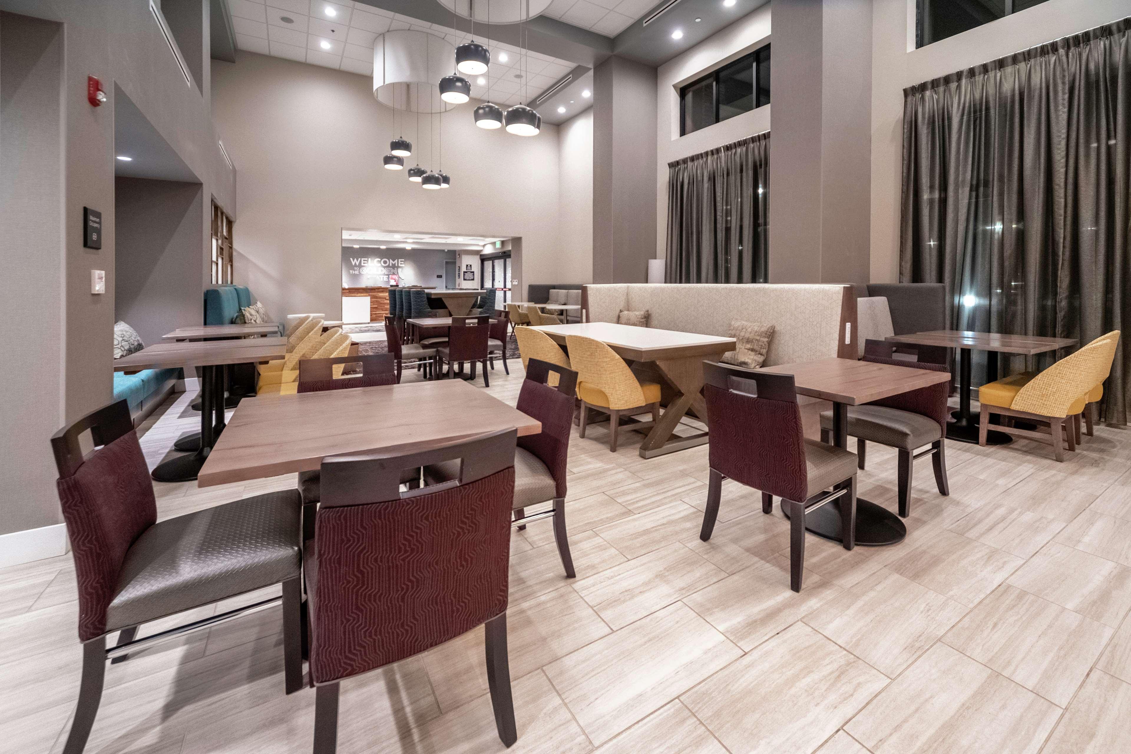 Hampton Inn & Suites Santa Maria Esterno foto