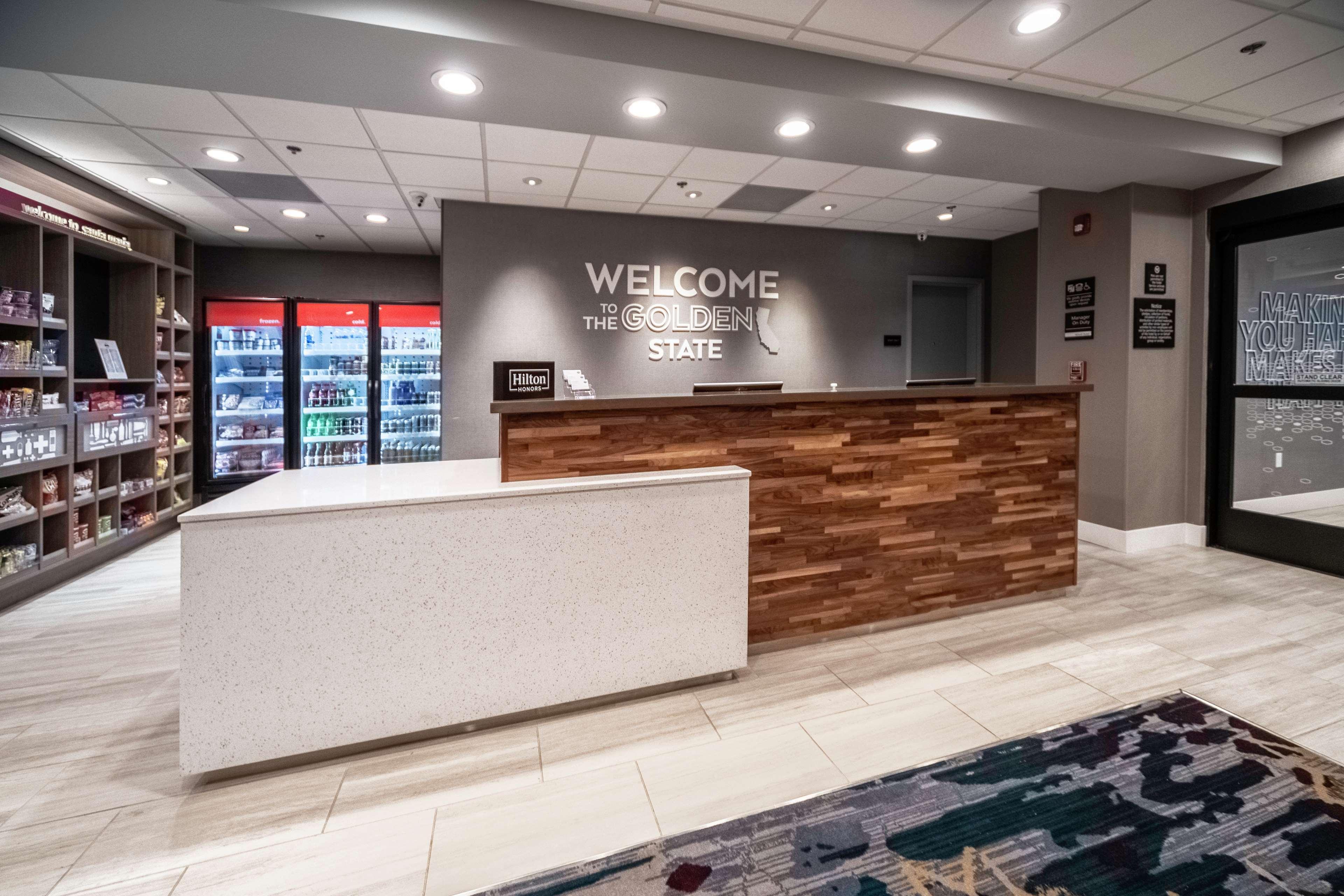 Hampton Inn & Suites Santa Maria Esterno foto