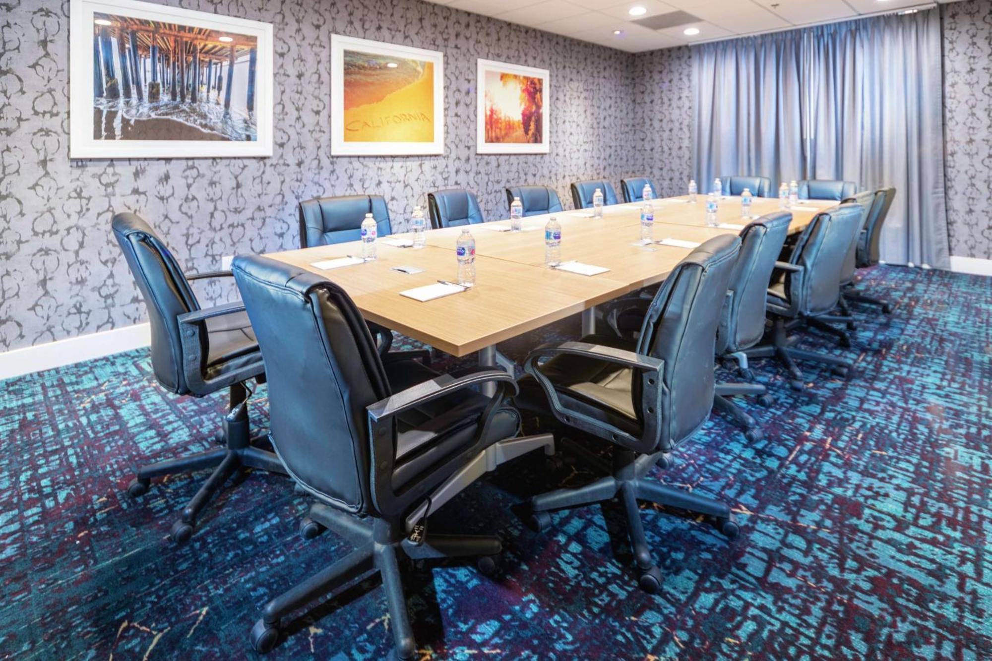 Hampton Inn & Suites Santa Maria Esterno foto